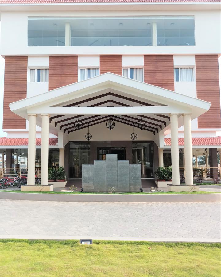 Hotel Aadrika Chikmagalur Exterior photo